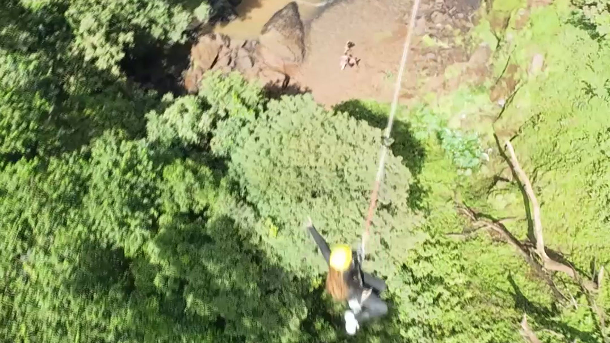 Rope Jump Cachoeira Can Can